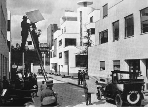 La rue Mallet-Stevens, lieu de tournage.
